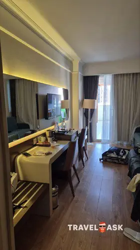 The Lumos Deluxe Resort Hotel & Spa