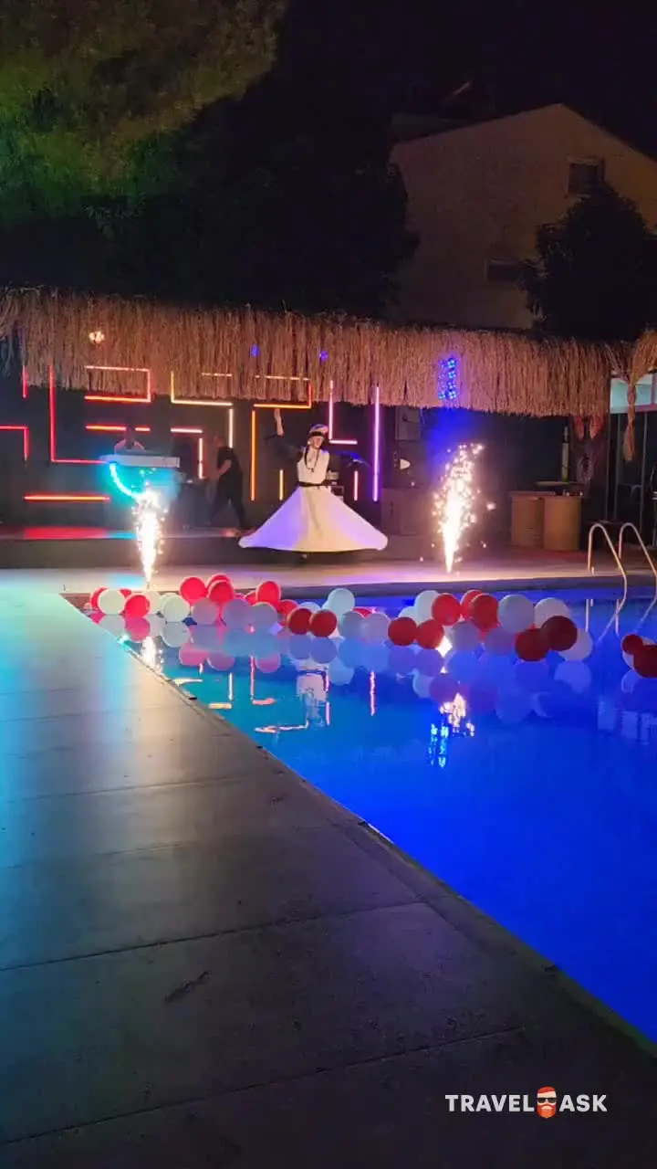 Anita Kemer Noch Hotel