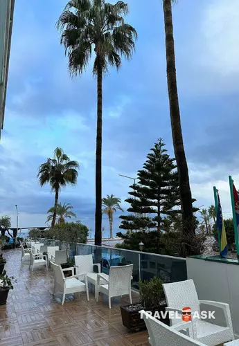 Mesut Hotel
