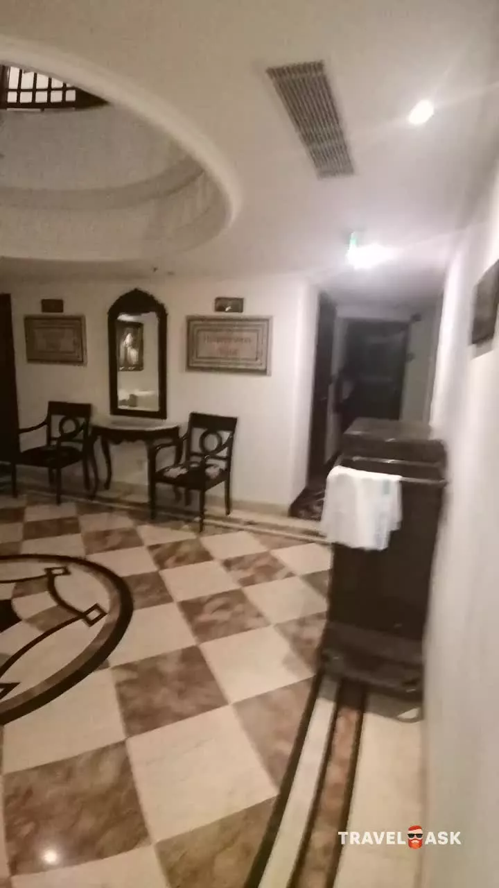 Royal Plaza Hotel