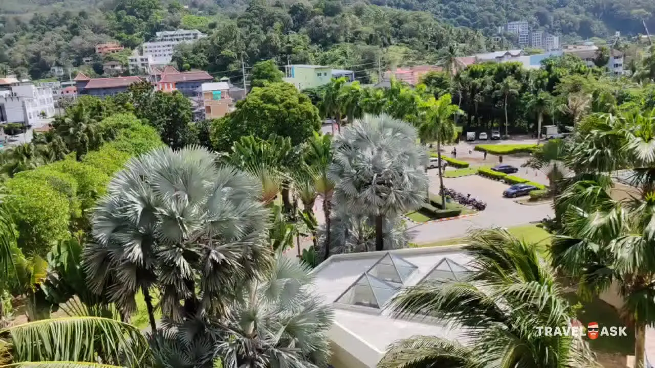 Paradox Resort Phuket (Ex.Movenpick Resort & Spa Karon Beach)