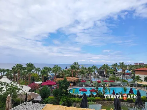 Justiniano Deluxe Resort Hotel