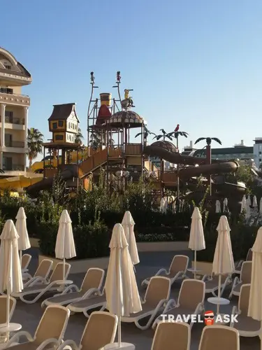 Kirman Belazur Resort & Spa