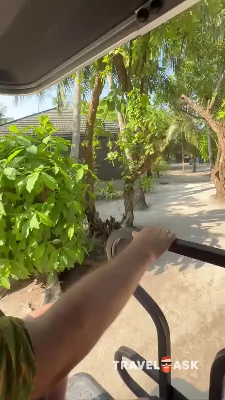 Adaaran Select Meedhupparu