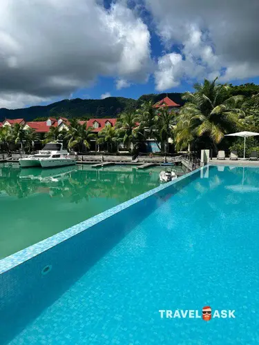 Eden Island, Beach Front, Luxury, 3 Bed Ensuite, Wifi