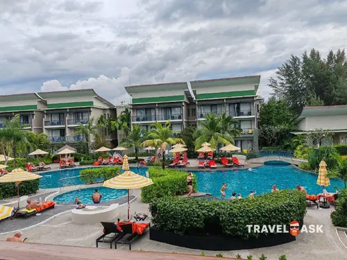 Le Meridien Khao Lak Resort & Spa (Ex. Bangsak Merlin Resort)