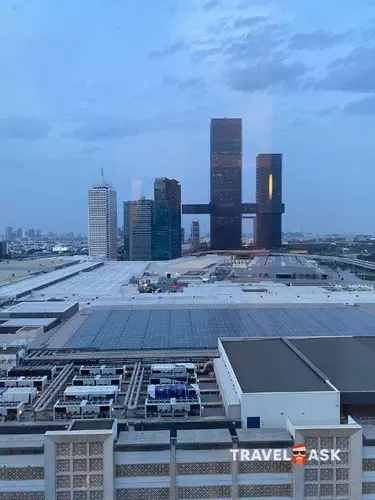 Ibis One Central
