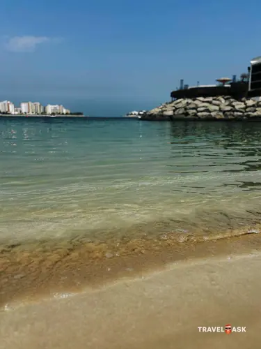 Dubai Marine Beach Resort & Spa