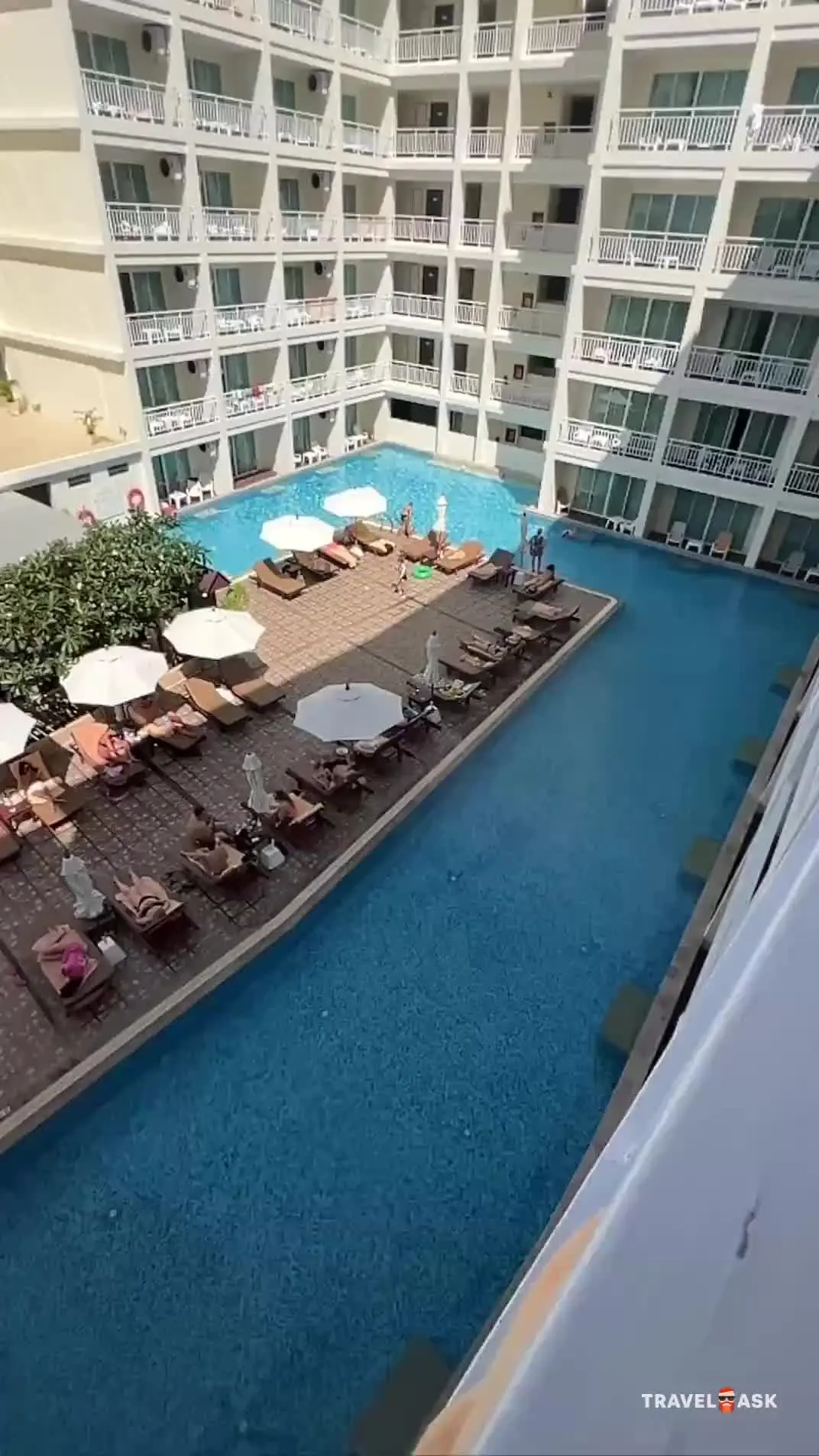 Chanalai Hillside Resort (Ex. Tropical Karon Resort)