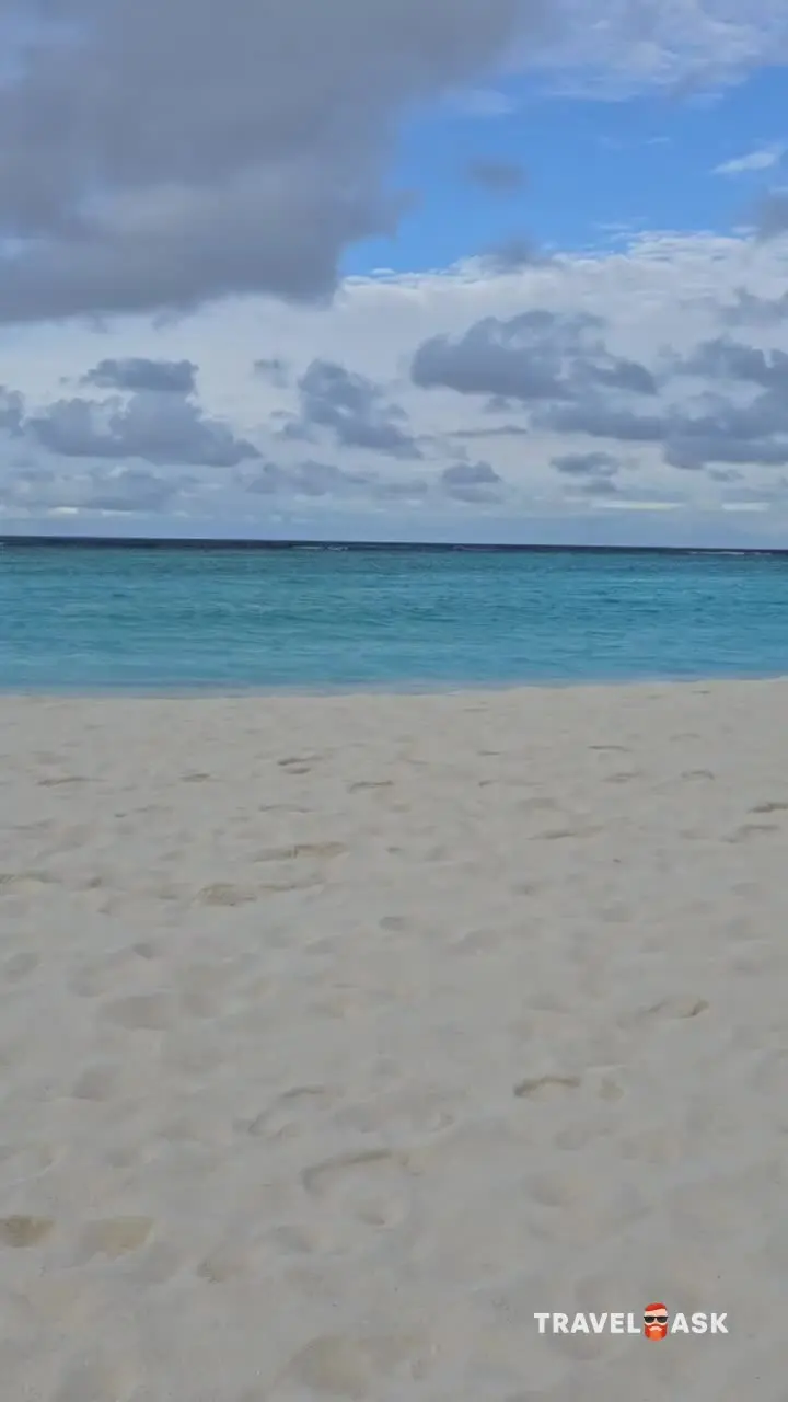 Brennia Kottefaru Maldives