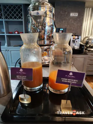 Le Petit Palace Hotel