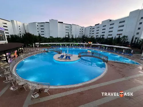 Cenger Beach Resort & Spa