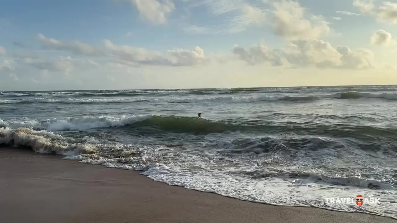 Blue Beach Wadduwa