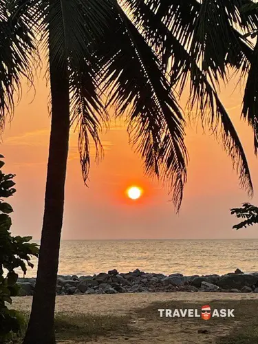 Solomon Beach Hotel