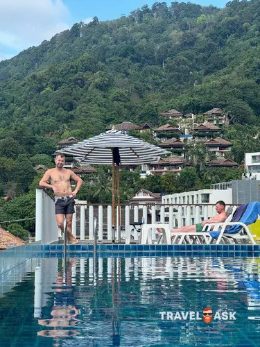 7q Patong Beach