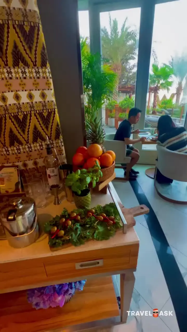 Le Meridien Mina Seyahi Beach Resort & Marina