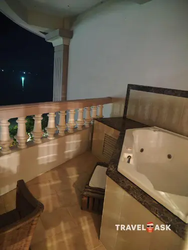 Sunrise Nha Trang Beach Hotel & Spa