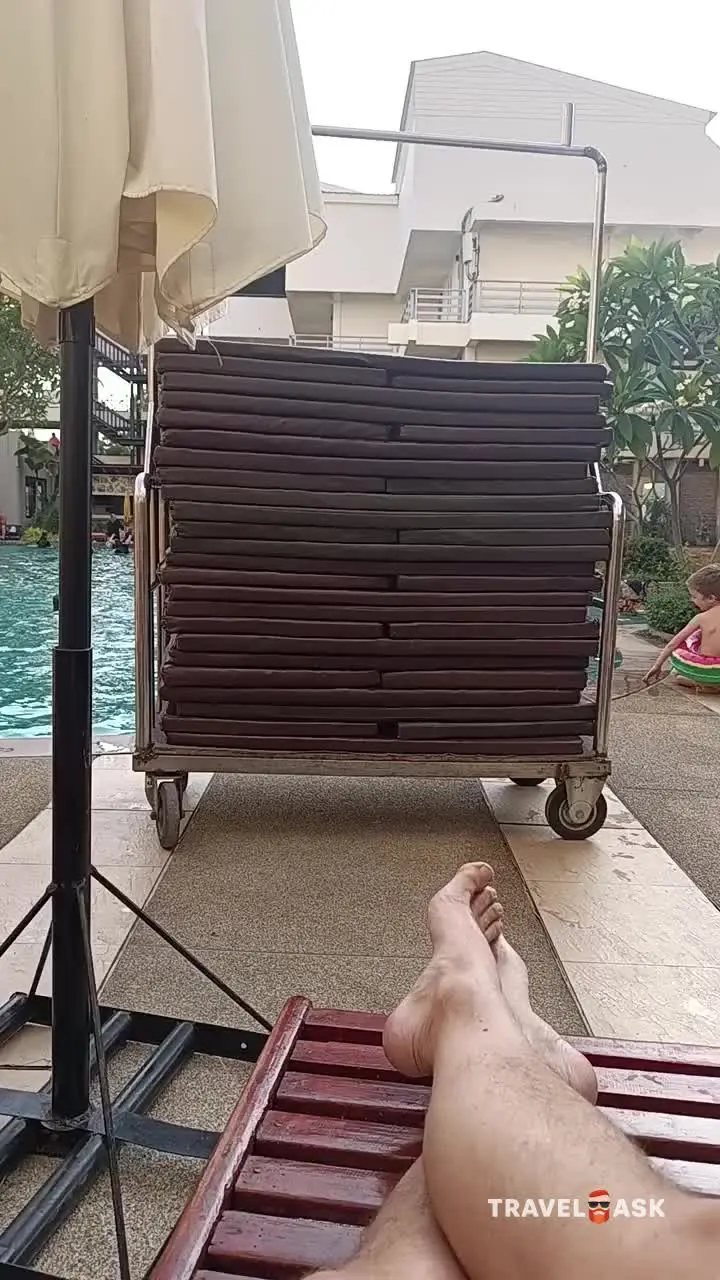 Sea Breeze Jomtien Resort