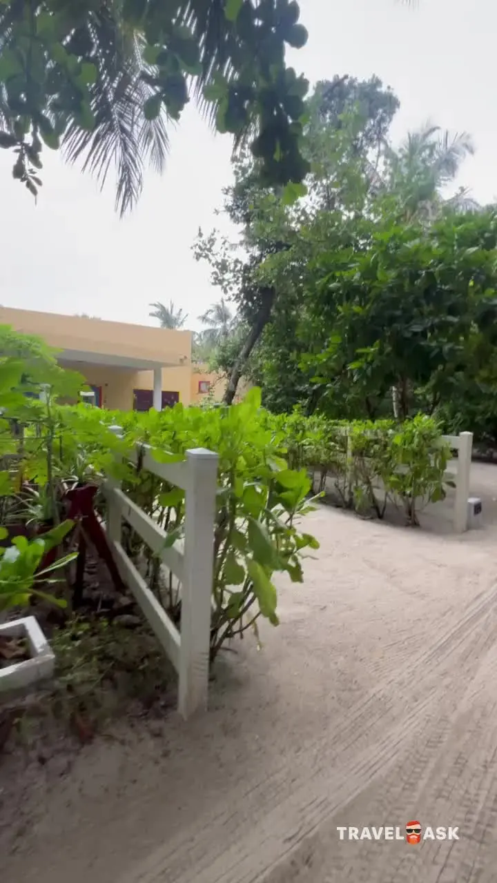 Emerald Maldives Resort & Spa