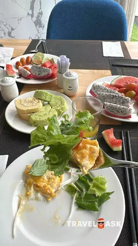 Miracle Luxury Hotel