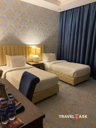 Crystal Plaza Al Majaz (Ex.Tulip Inn Al Khan Hotel)