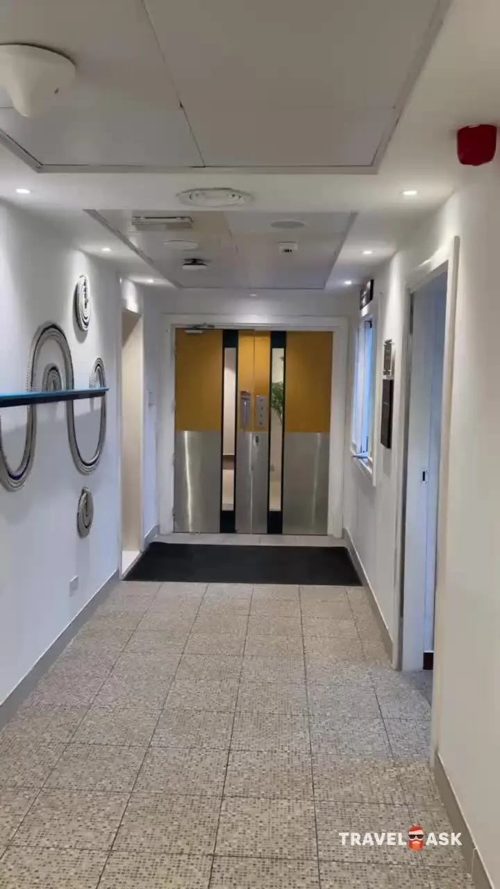 Occidental Sharjah Grand Hotel (Ex. Sharjah Grand)