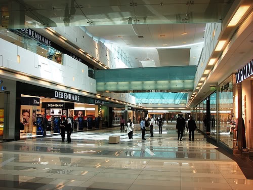 Торговый центр The Avenues