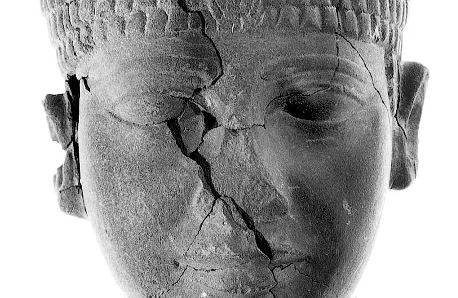Загадка скульптуры неизвестного фараона, насчитывающей 4300 лет