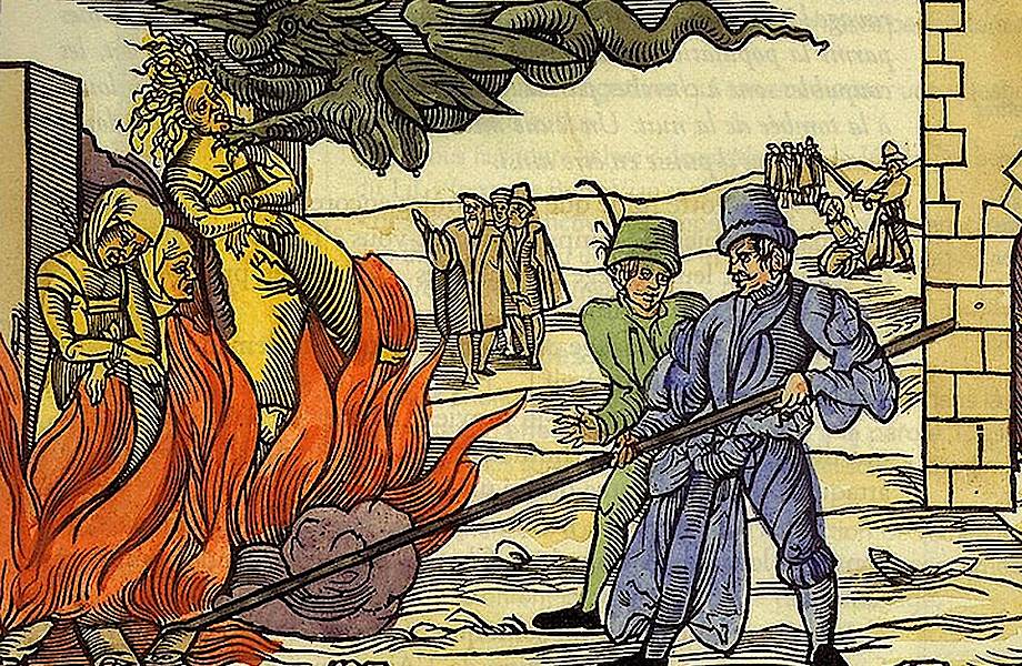 Отрезание носа, удары палкой и костер: за что и как наказывали женщин в Средние века