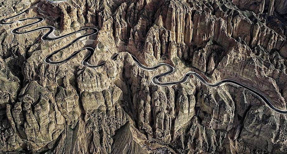Фото дня: невероятная дорога