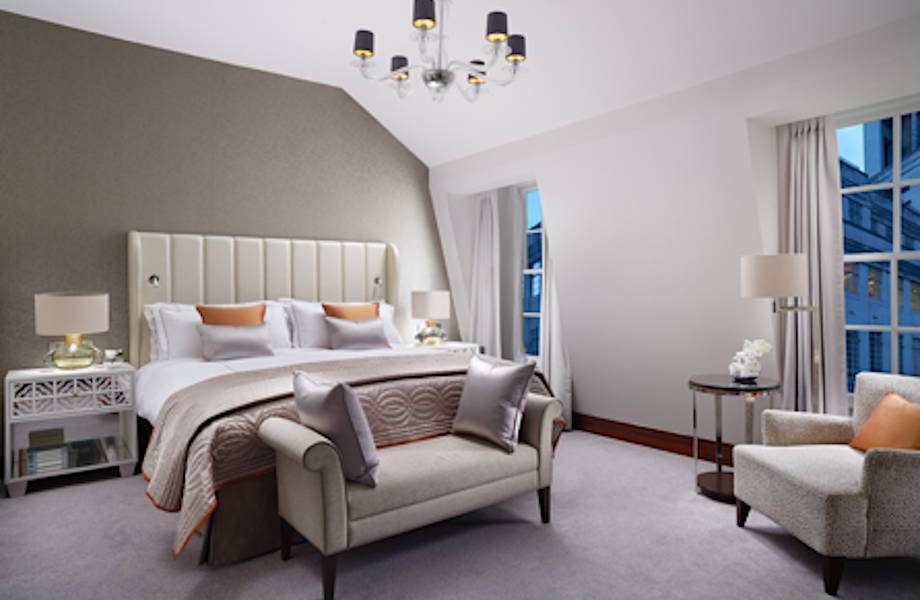 Королевский прием от отелей Conrad и Waldorf Astoria