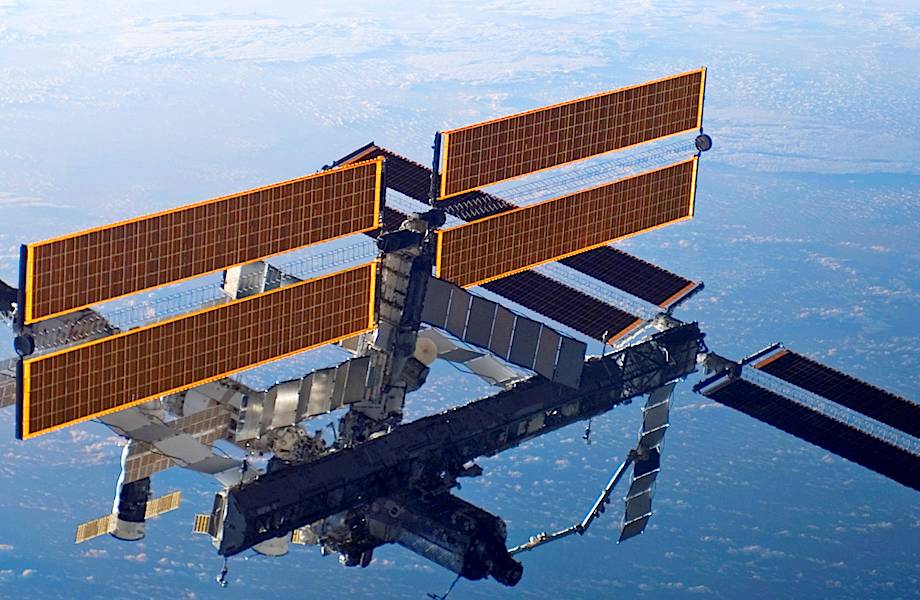 Почему китайцы не летают в космос вместе со всеми, и другие интересные факты об МКС