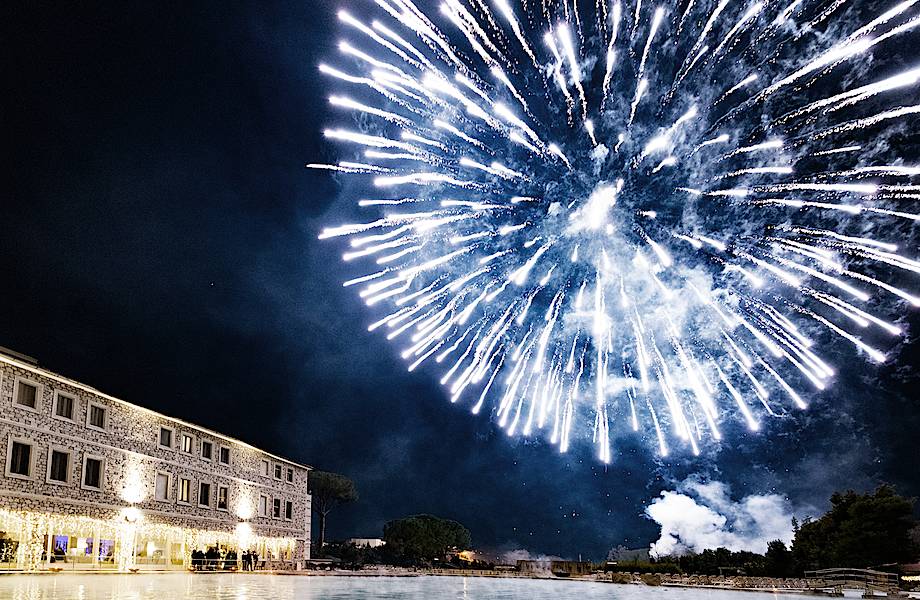 Сотый Новый год в термальном бассейне Terme di Saturnia Natural Spa & Golf Resort
