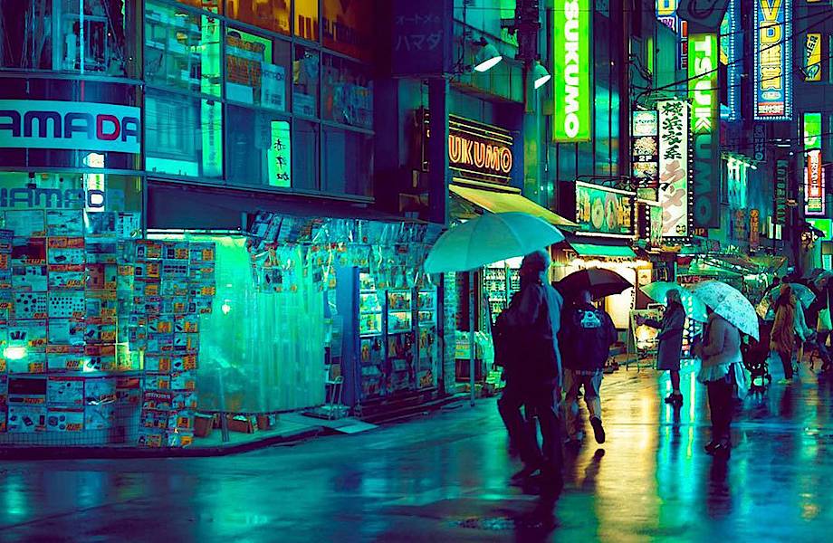 Нуар и неон: итальянский фотограф делает атмосферные снимки Токио 