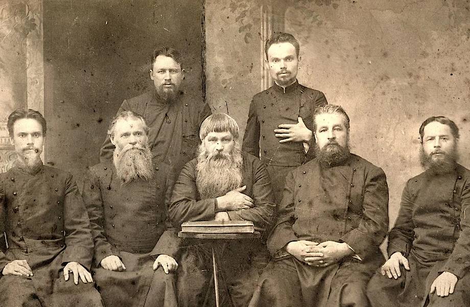 Почему старообрядцы никогда не едят из одной посуды с иноверцами
