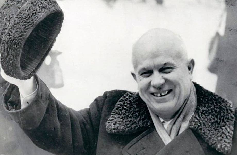 Почему Хрущев запретил исполнять гимн СССР в 1956 году