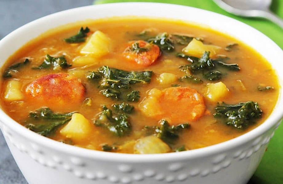 ​Одно из 7 чудес португальской кухни: классический рецепт супа кальду верде
