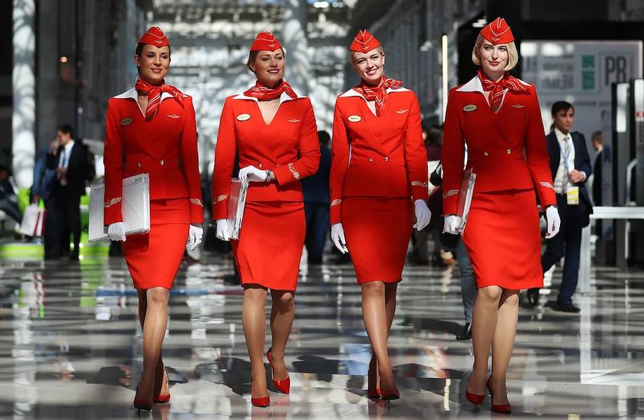 5 требований к внешнему виду стюардесс, которые проверяют при устройстве на работу