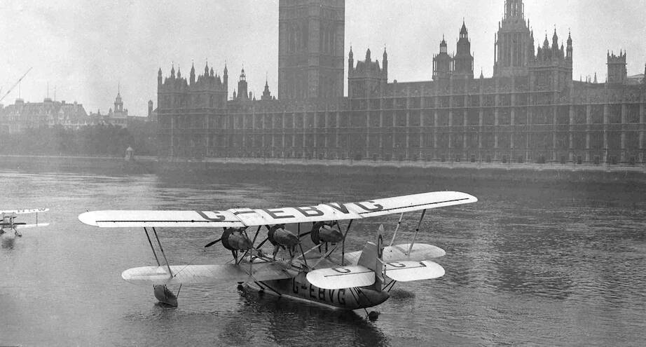 Фото дня: гидросамолет на Темзе в Лондоне, 1928 год