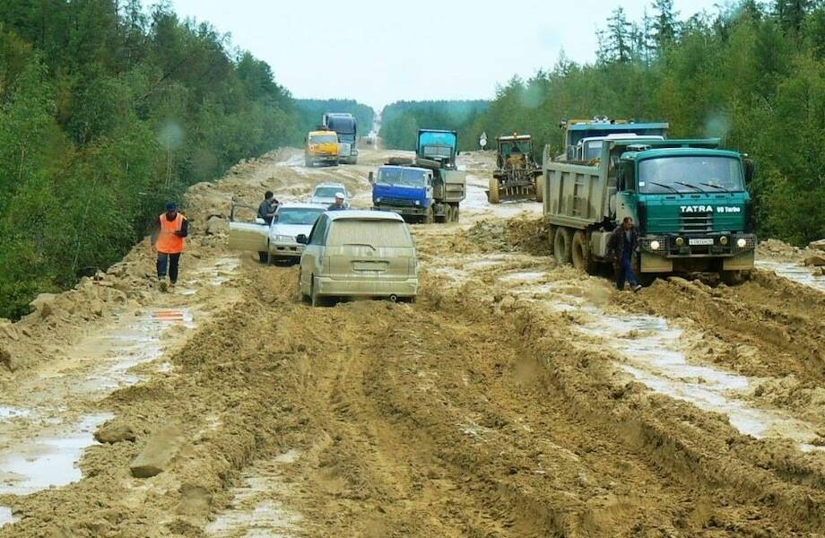 4 российские дороги, на которых водители тревожатся далеко не из-за ям