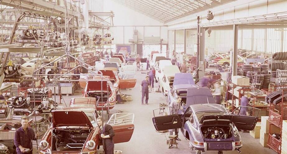 Фото дня: на заводе Porsche, 1970-е