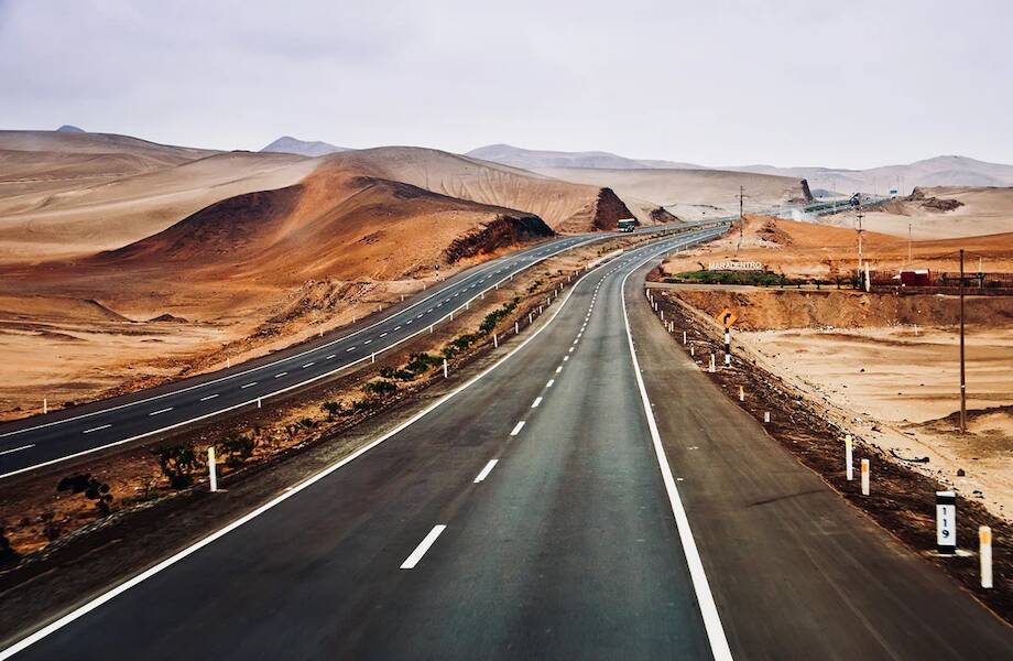 Почему из Северной Америки нельзя попасть в Южную на авто, если они соединены шоссе