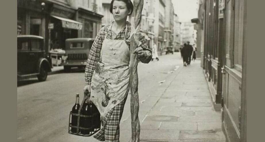 Фото дня: настоящая француженка, 1945 г.