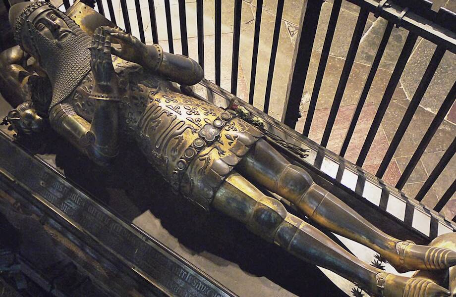 Видео: Тайна 600-летней гробницы Черного принца и другие загадки истории