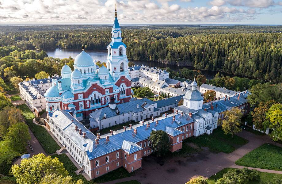 5 самых красивых островных монастырей России, которые нужно увидеть