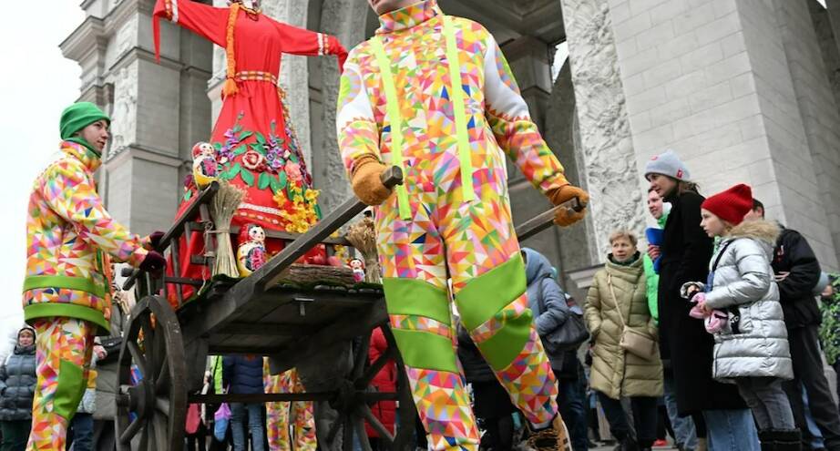 Фото дня: Масленица на выставке-форуме «Россия»