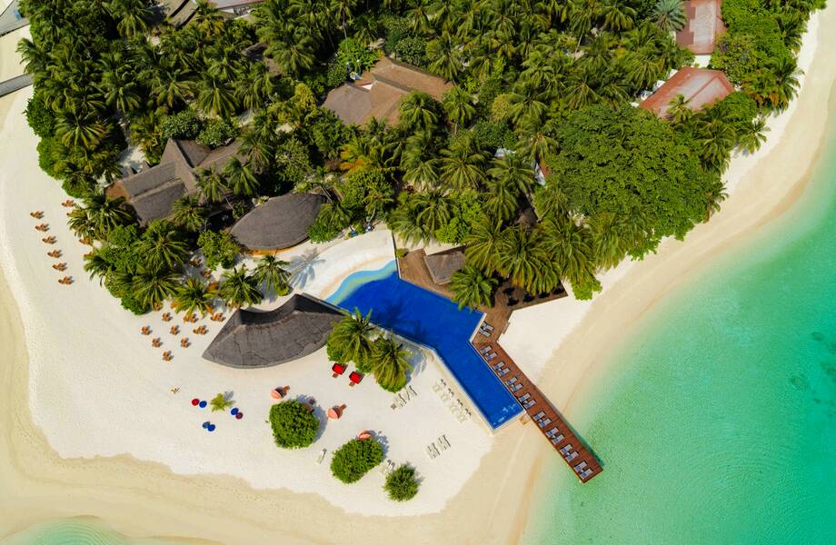 Жутко весело: курорт Kuramathi Maldives приглашает отпраздновать Хэллоуин